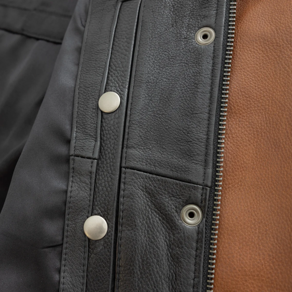 Lella Women's Motorcycle Leather Jacket - Image 4